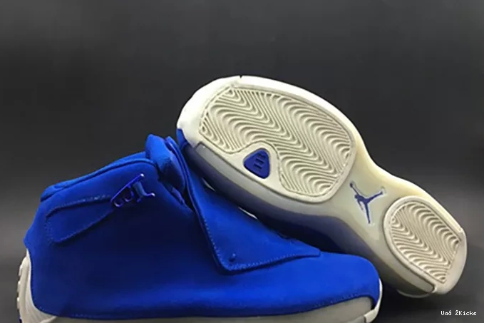 831 18 Affordable Air 7607 AA2494- Blue Jordan Racer 0804